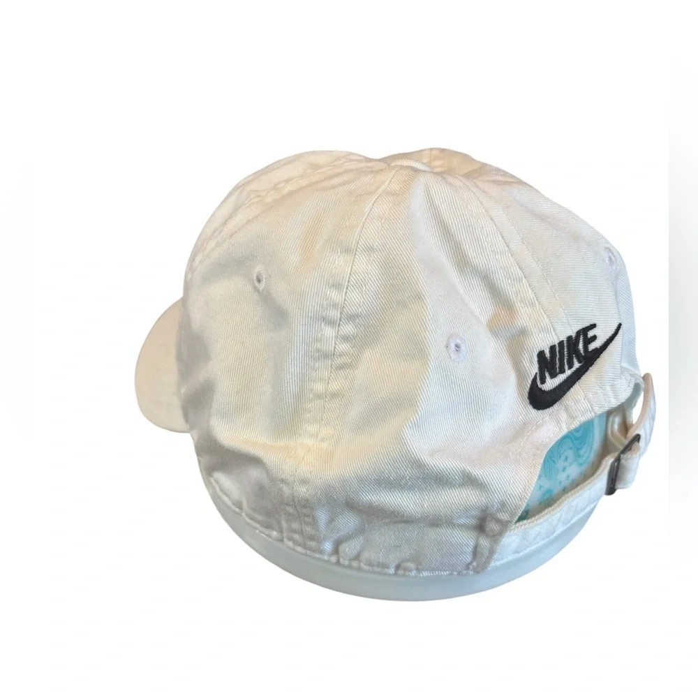 Nike Kids Cream 'Just Do It' Cap